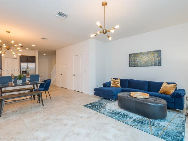 387 SE 1st Dr # 387, Deerfield Beach FL 33441