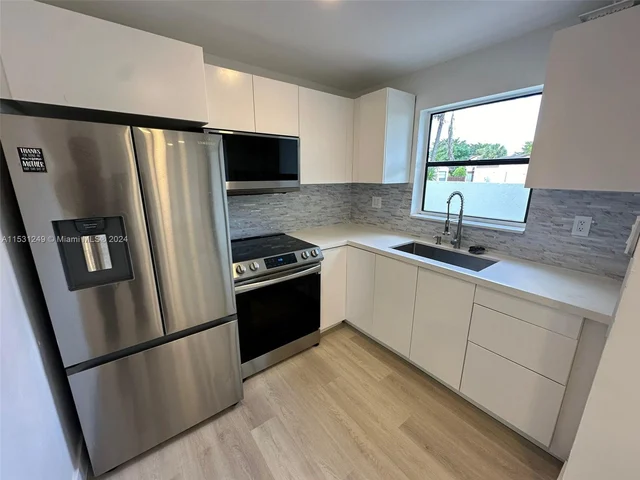 9734 NW 5th Ter # 9734, Miami FL 33172