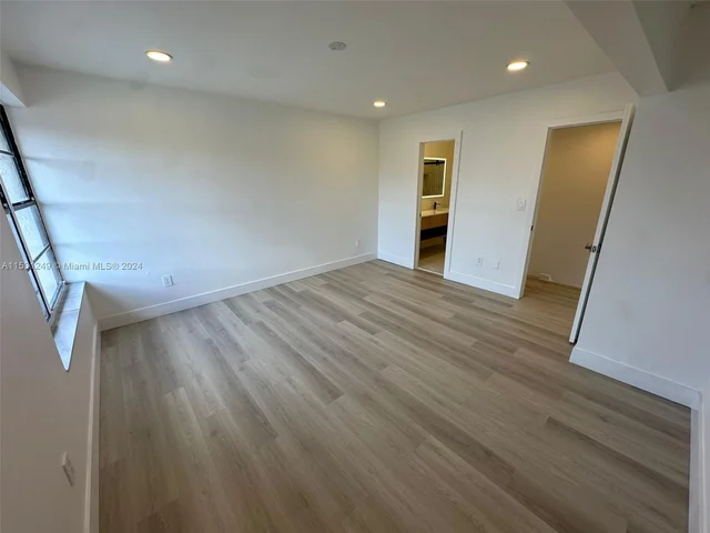 9734 NW 5th Ter # 9734, Miami FL 33172