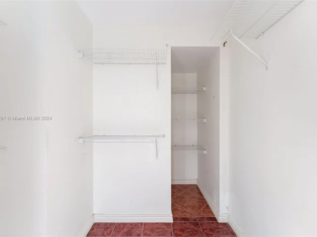 251 174th St # 319, Sunny Isles Beach FL 33160