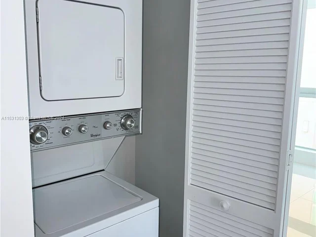 7751 NW 107th Ave # 215, Doral FL 33178