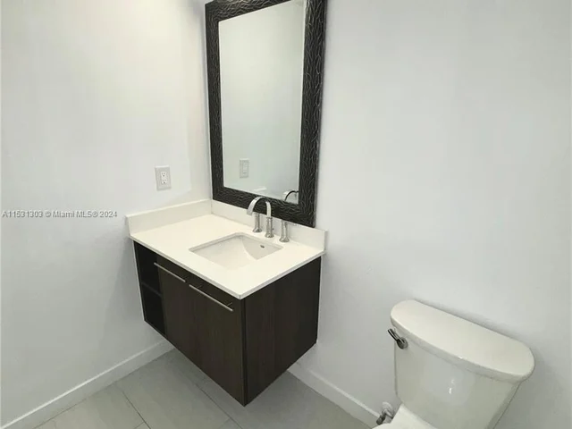 7751 NW 107th Ave # 215, Doral FL 33178