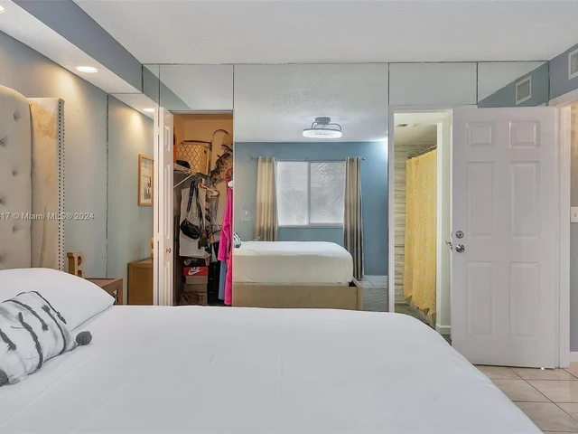 3001 N Oakland Forest Dr # 301, Oakland Park FL 33309