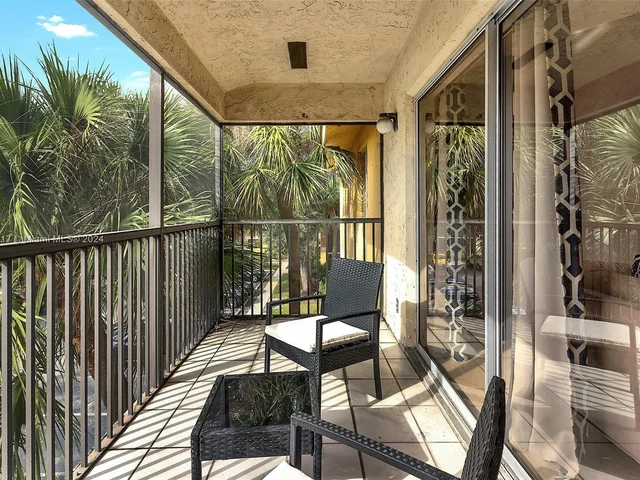 3001 N Oakland Forest Dr # 301, Oakland Park FL 33309