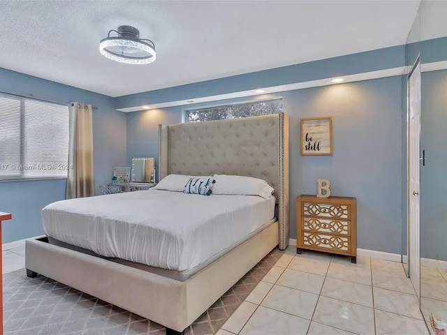 3001 N Oakland Forest Dr # 301, Oakland Park FL 33309