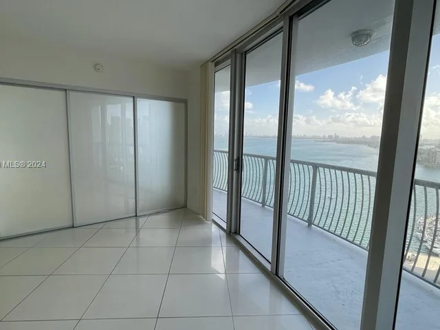 1750 N Bayshore Dr # 2502, Miami FL 33132