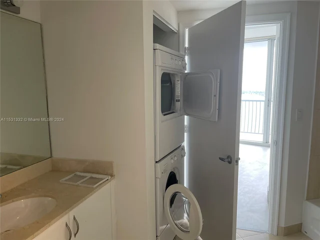 1750 N Bayshore Dr # 2502, Miami FL 33132