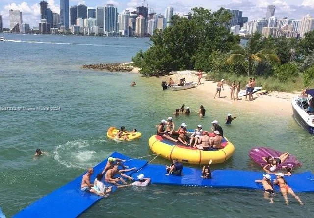 1750 N Bayshore Dr # 2502, Miami FL 33132