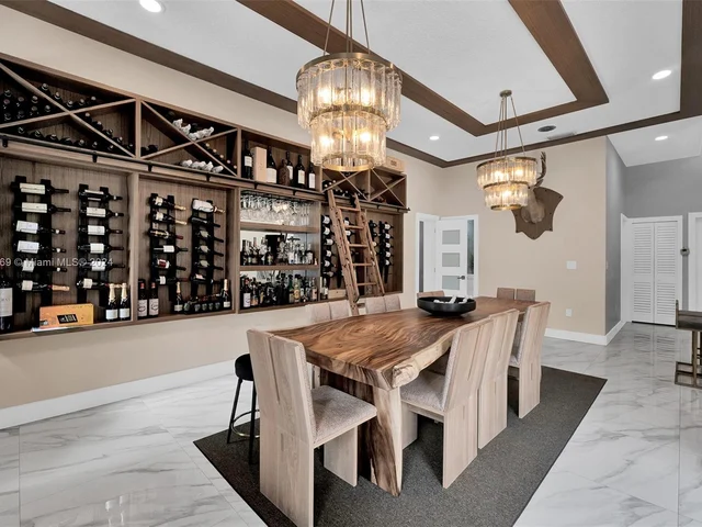 12950 NW 6th St, Miami FL 33182