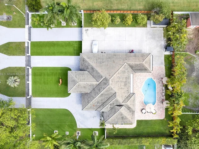 12950 NW 6th St, Miami FL 33182