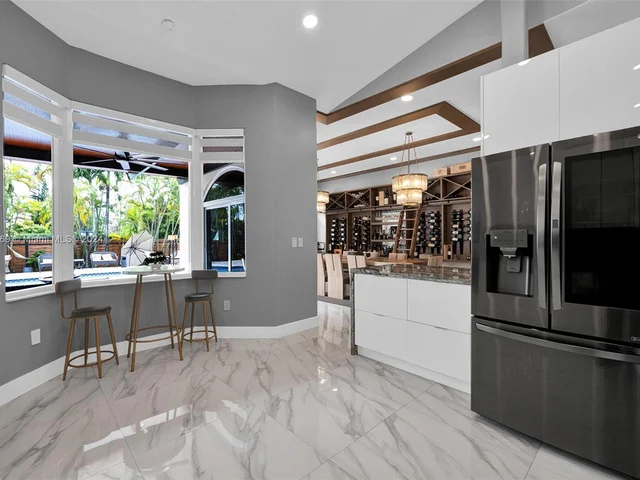 12950 NW 6th St, Miami FL 33182