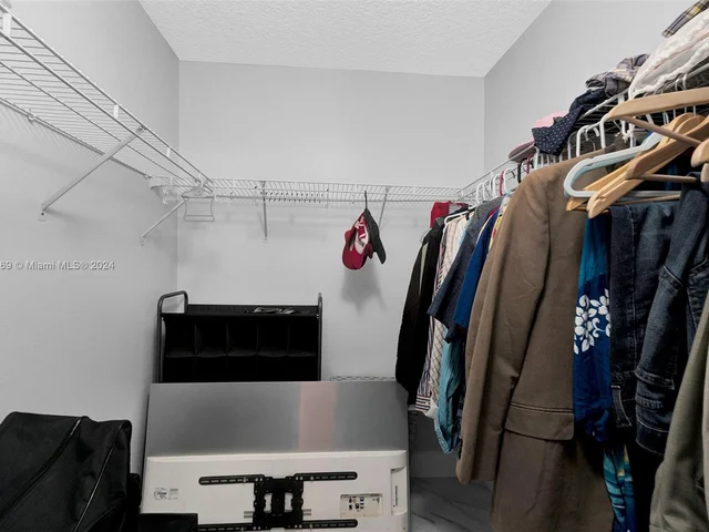 12950 NW 6th St, Miami FL 33182