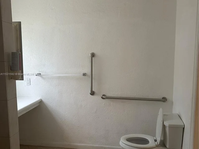 1237 NW 15th Ave, Fort Lauderdale FL 33311