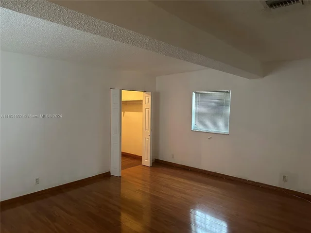 1237 NW 15th Ave, Fort Lauderdale FL 33311