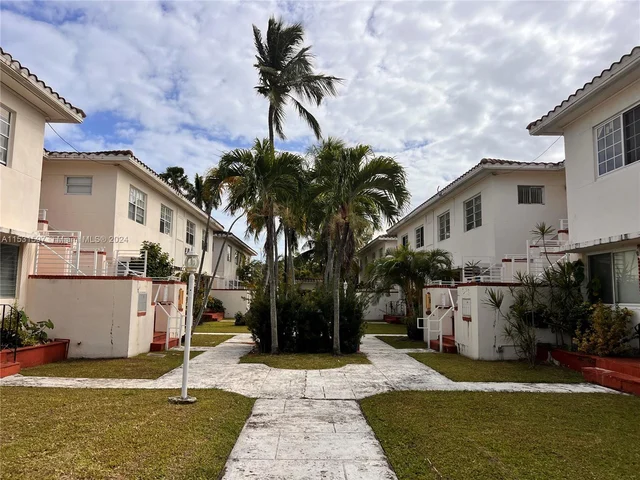 1195 Marseille Dr # 5, Miami Beach FL 33141