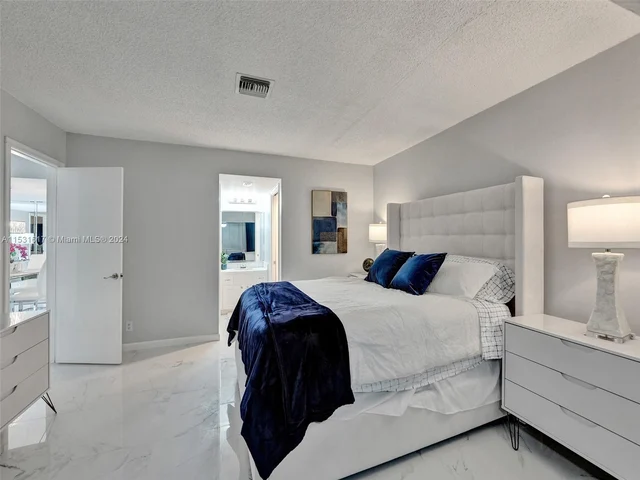 1801 Presidential Way # D202, West Palm Beach FL 33401