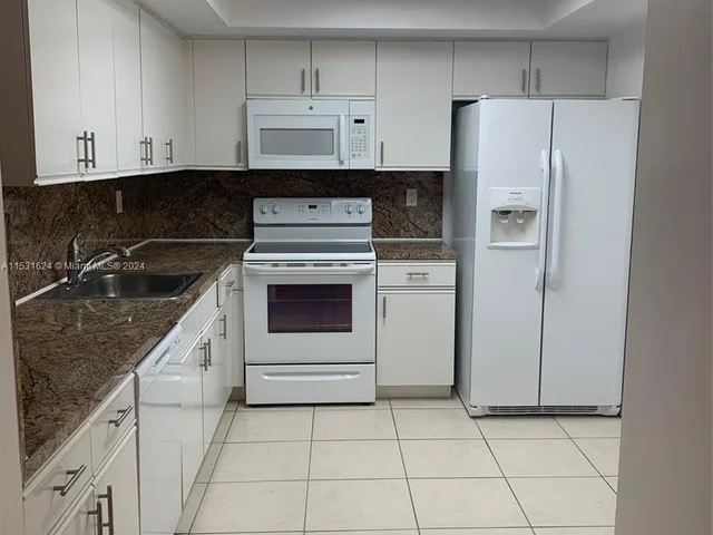 19101 NE 36th Ct # 3003, Aventura FL 33180