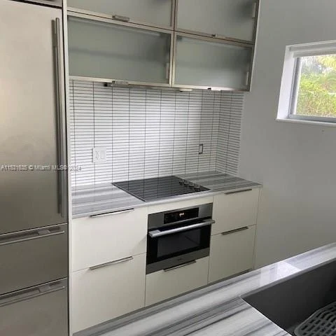 1000 N Shore Dr, Miami Beach FL 33141