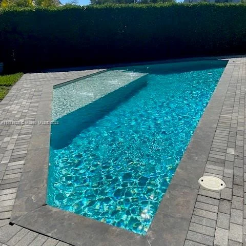 1000 N Shore Dr, Miami Beach FL 33141