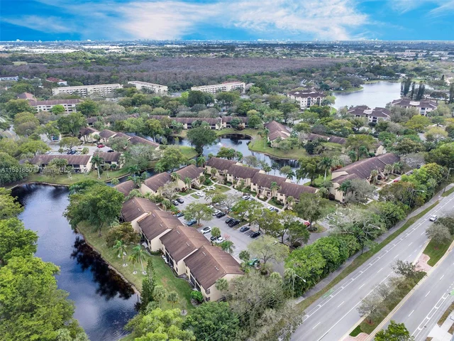 3235 S Carambola Cir S # 23118, Coconut Creek FL 33066