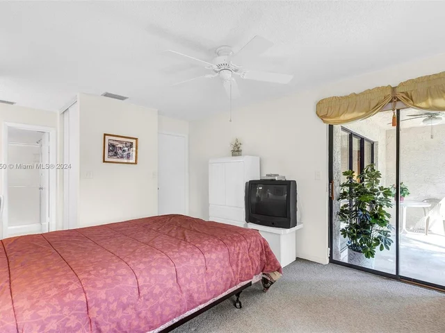 3235 S Carambola Cir S # 23118, Coconut Creek FL 33066