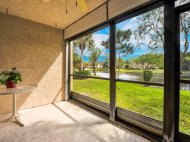 3235 S Carambola Cir S # 23118, Coconut Creek FL 33066