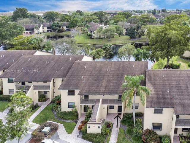 3235 S Carambola Cir S # 23118, Coconut Creek FL 33066