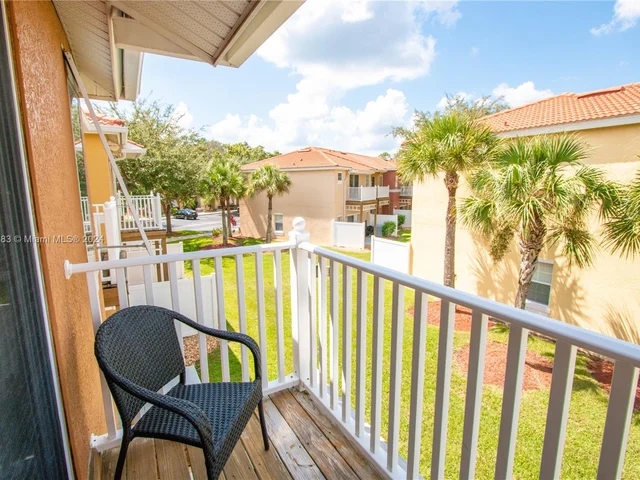 1075 Park Ridge Cir # 1075, Kissimmee FL 34746