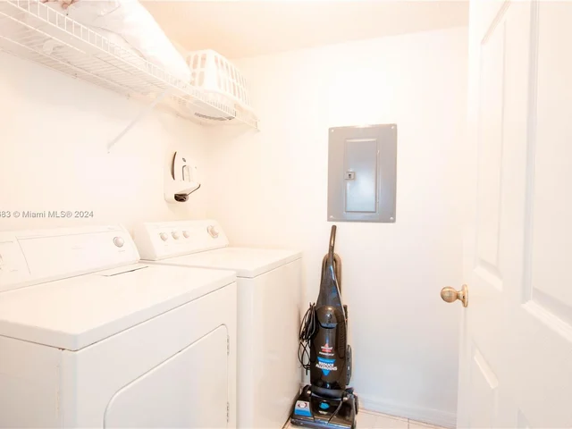 1075 Park Ridge Cir # 1075, Kissimmee FL 34746