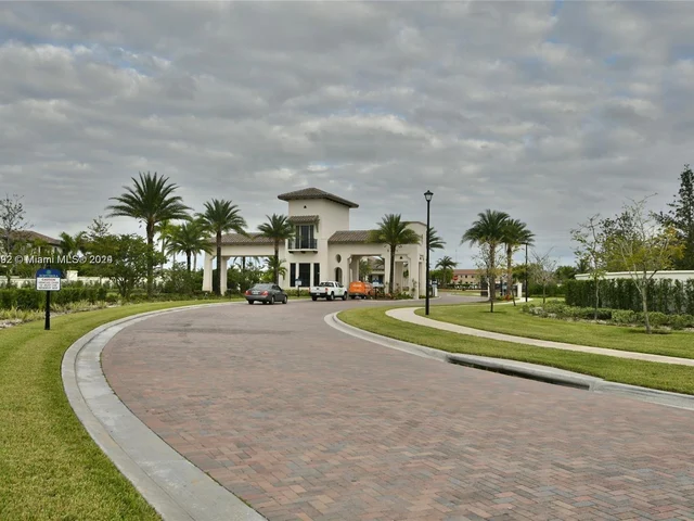 9419 W 32nd Ln # 9419, Hialeah FL 33018