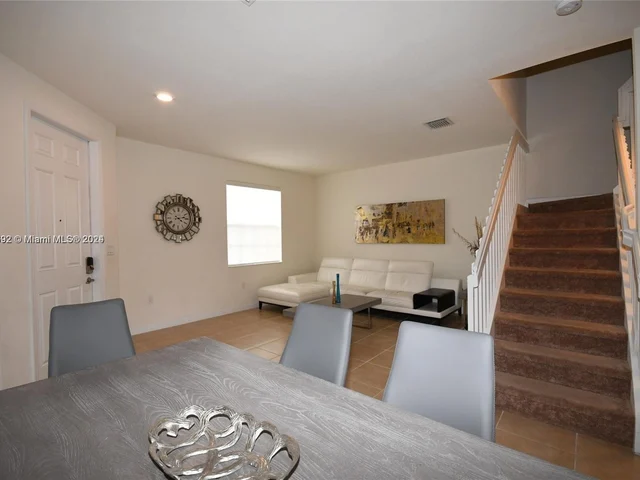 9419 W 32nd Ln # 9419, Hialeah FL 33018