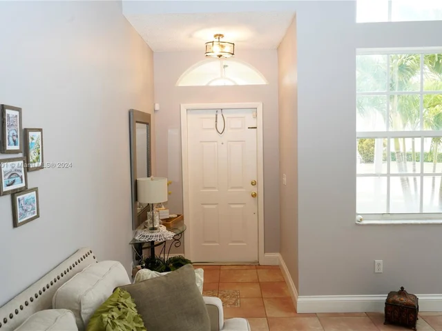 15792 NW 15th Ct, Pembroke Pines FL 33028