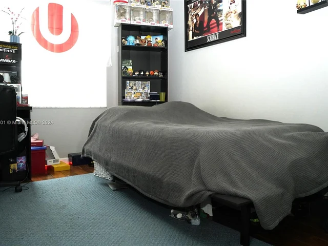 15792 NW 15th Ct, Pembroke Pines FL 33028