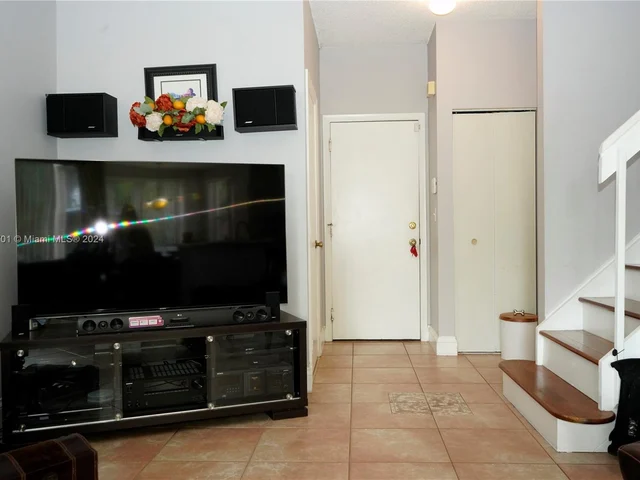 15792 NW 15th Ct, Pembroke Pines FL 33028