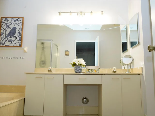 15792 NW 15th Ct, Pembroke Pines FL 33028