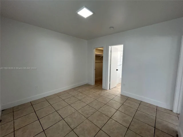 775 NE 128th St # 8, North Miami FL 33161