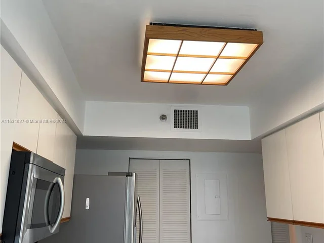 3600 Mystic Pointe Dr # 507, Aventura FL 33180