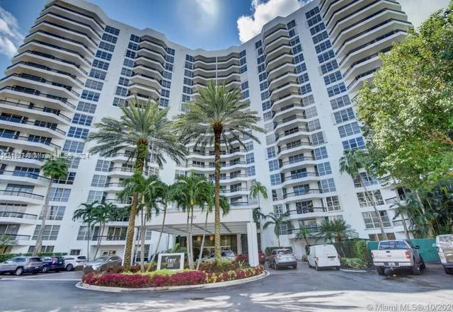 3600 Mystic Pointe Dr # 507, Aventura FL 33180
