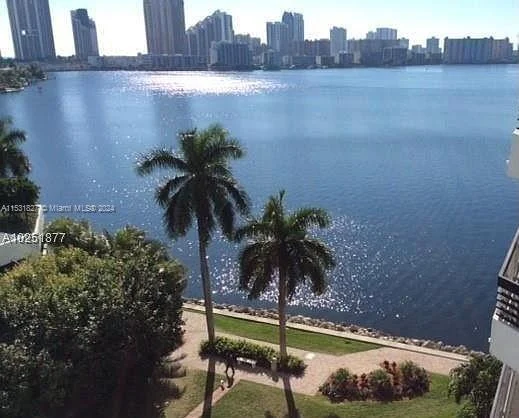 3600 Mystic Pointe Dr # 507, Aventura FL 33180