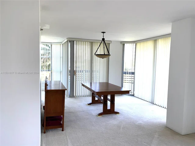 3600 Mystic Pointe Dr # 507, Aventura FL 33180