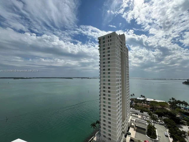 770 Claughton Island Dr # 10, Miami FL 33131