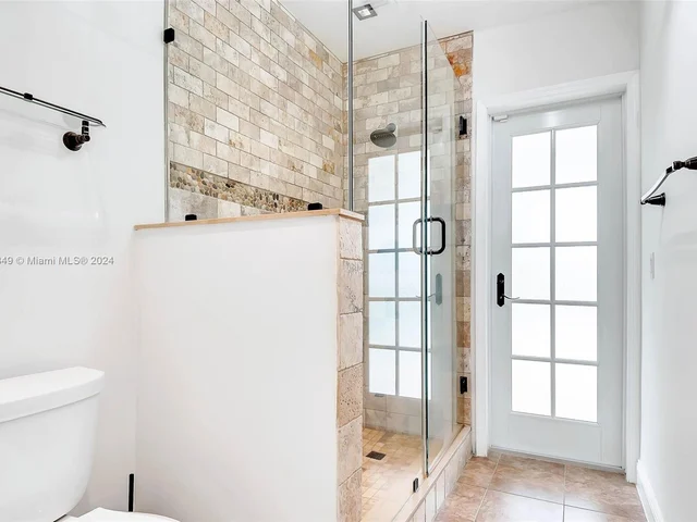 7540 SW 174th St, Palmetto Bay FL 33157