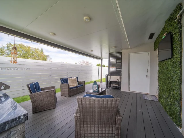 4225 SW 138th Ct, Miami FL 33175