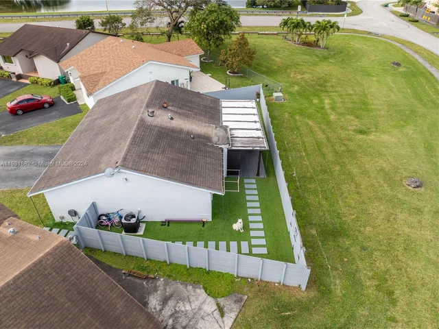 4225 SW 138th Ct, Miami FL 33175