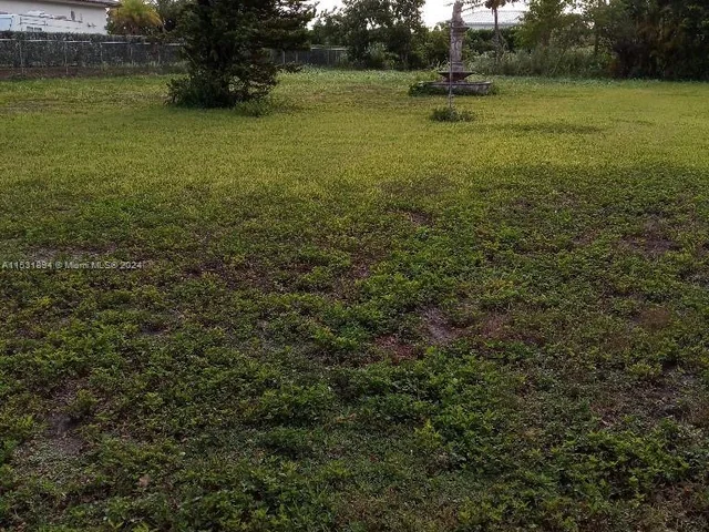 5200 SW 122nd Ave, Miami FL 33175