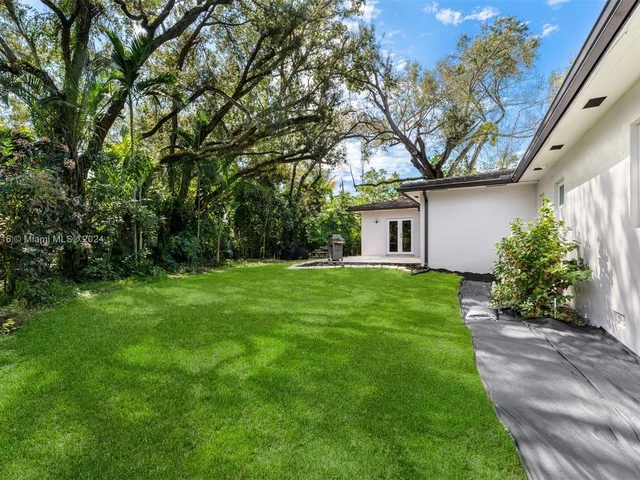 822 Almeria Ave, Coral Gables FL 33134