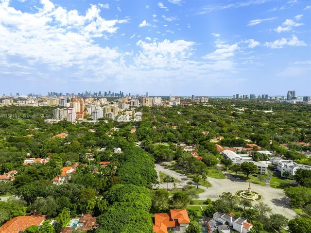 822 Almeria Ave, Coral Gables FL 33134