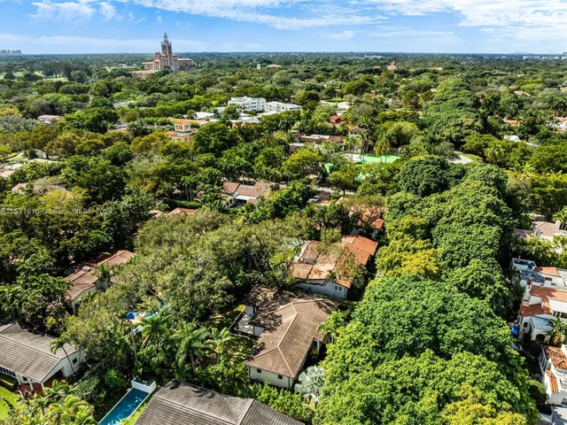 822 Almeria Ave, Coral Gables FL 33134