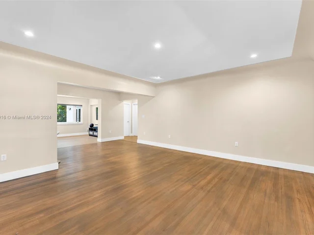 822 Almeria Ave, Coral Gables FL 33134