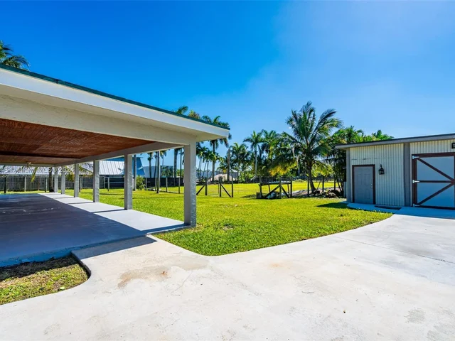 20750 SW 394th St, Homestead FL 33034